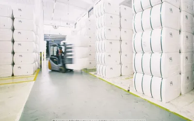 Projekt „Cellfil“ für zirkuläre Textilproduktion: Zellstoffbasierte Fasern sollen Polyester ersetzen